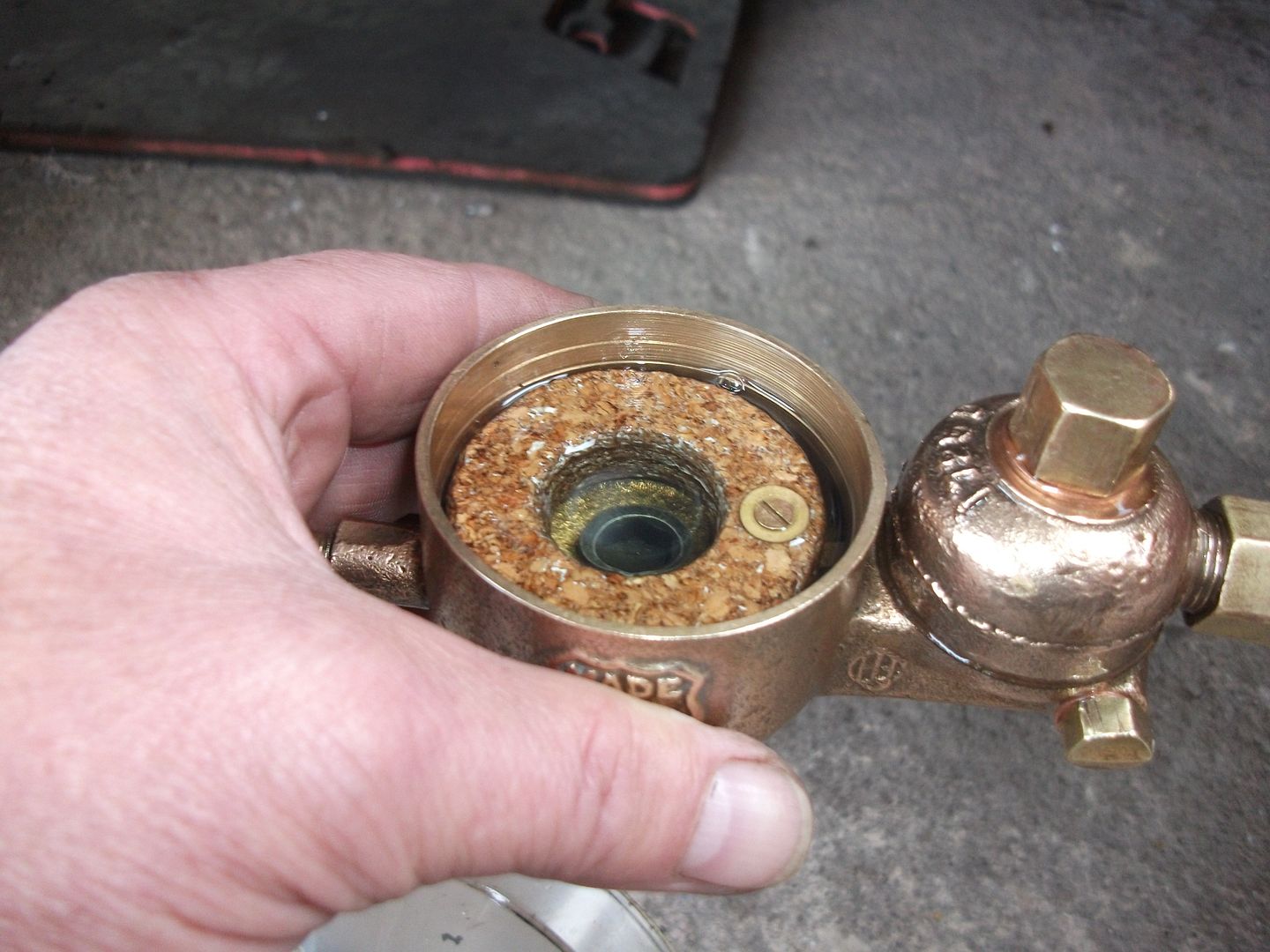 Cork carb floats in the older tractors? Technical IH Talk Red Power